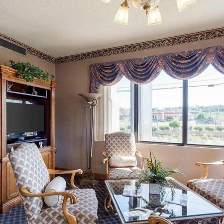Econo Lodge Гренада Екстер'єр фото