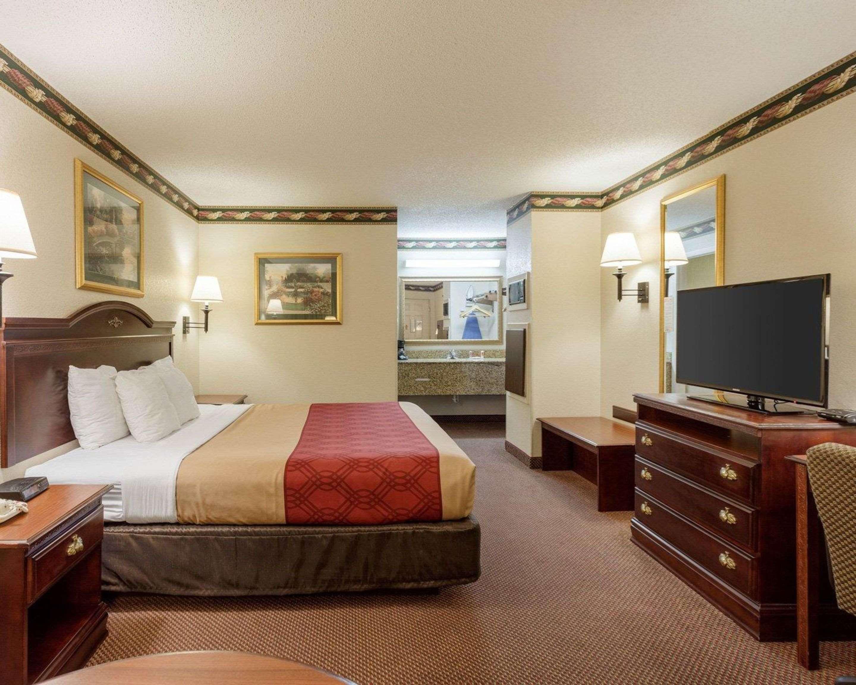 Econo Lodge Гренада Екстер'єр фото
