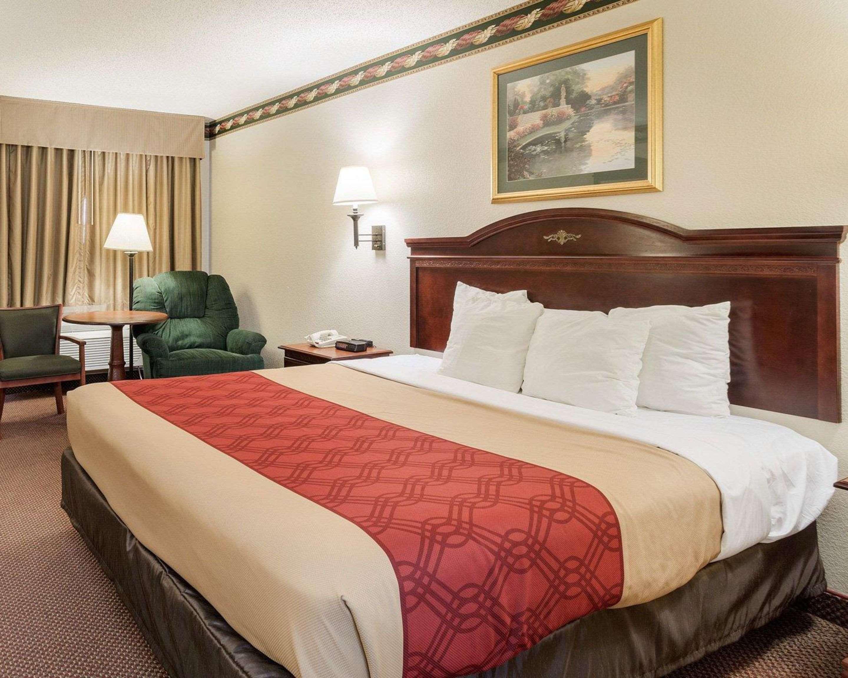Econo Lodge Гренада Екстер'єр фото