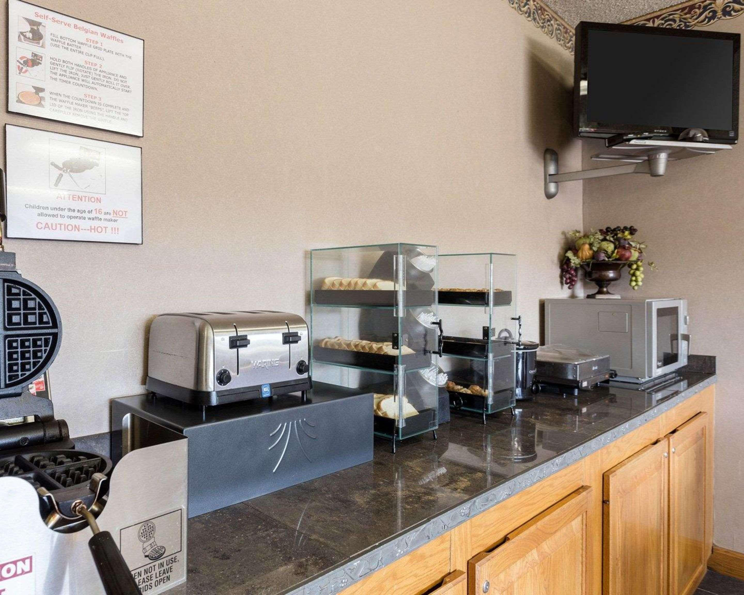 Econo Lodge Гренада Екстер'єр фото