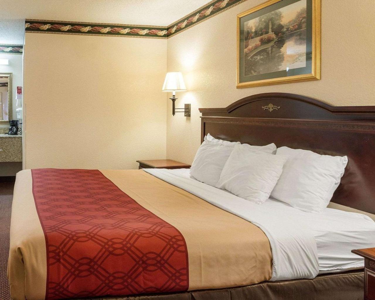 Econo Lodge Гренада Екстер'єр фото