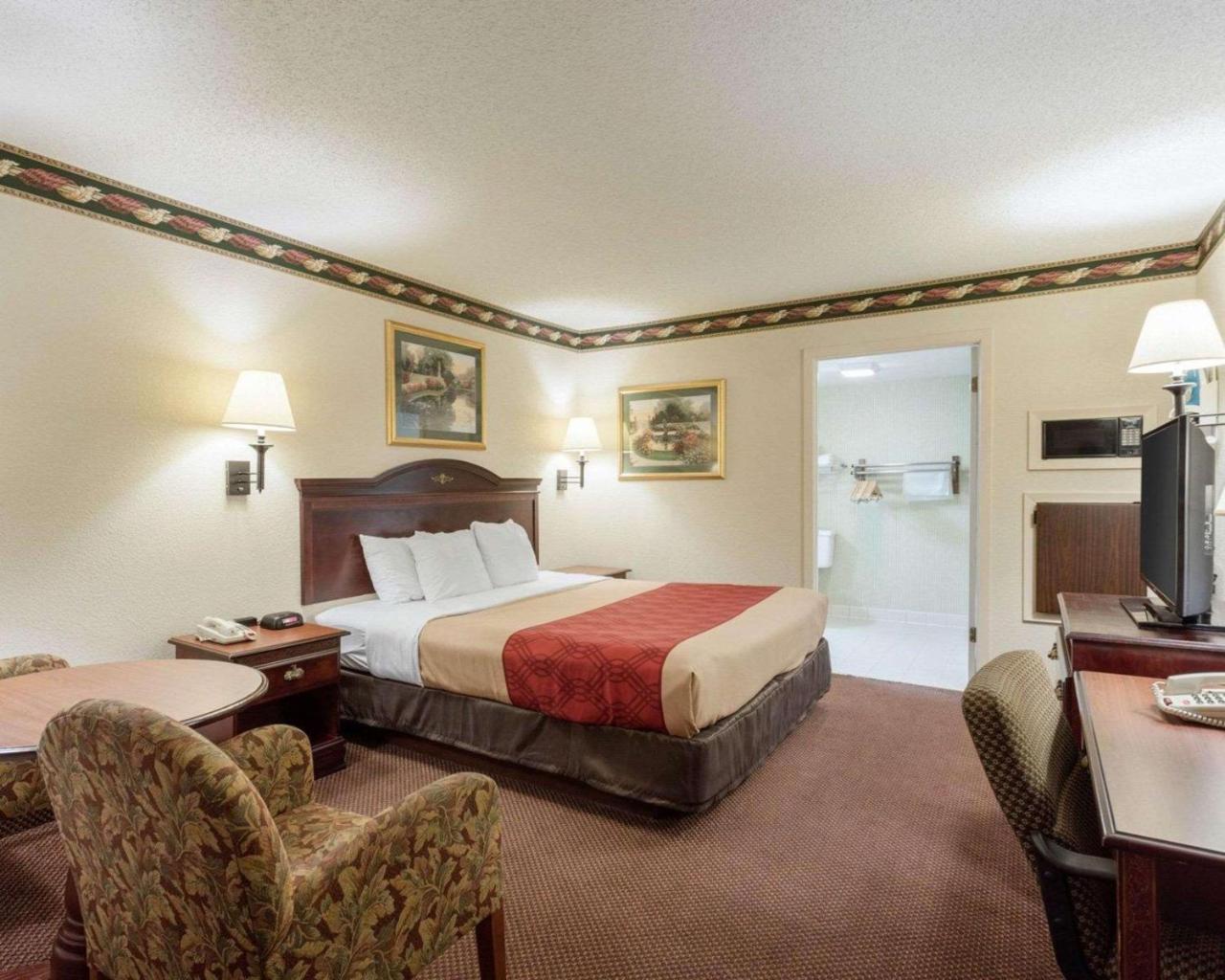 Econo Lodge Гренада Екстер'єр фото